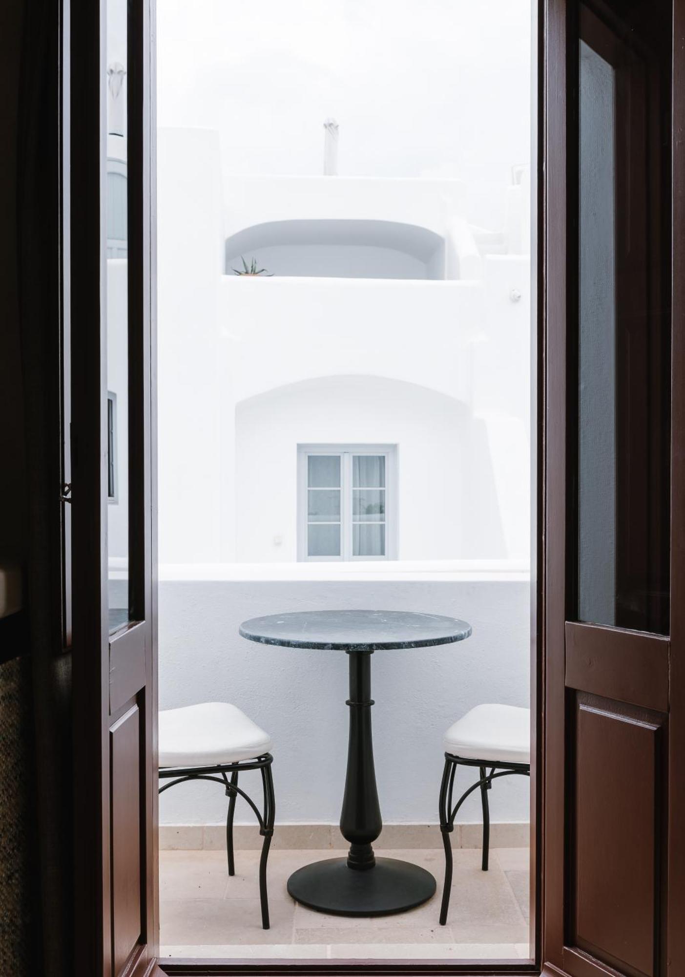 Meroviglia Boutique Hotel Imerovigli  Zimmer foto