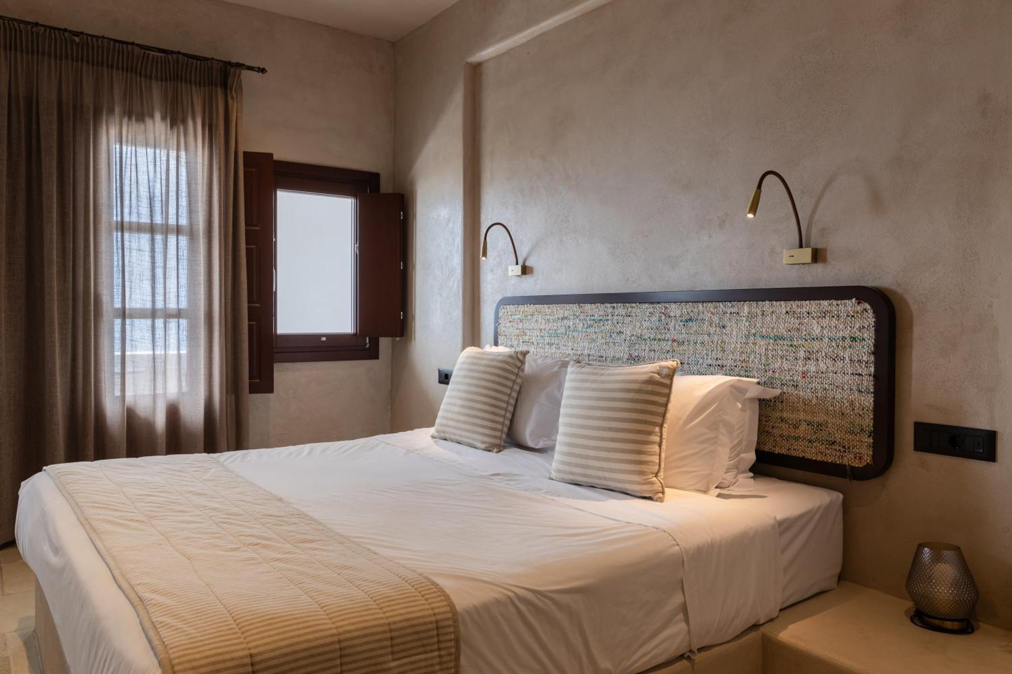 Meroviglia Boutique Hotel Imerovigli  Zimmer foto