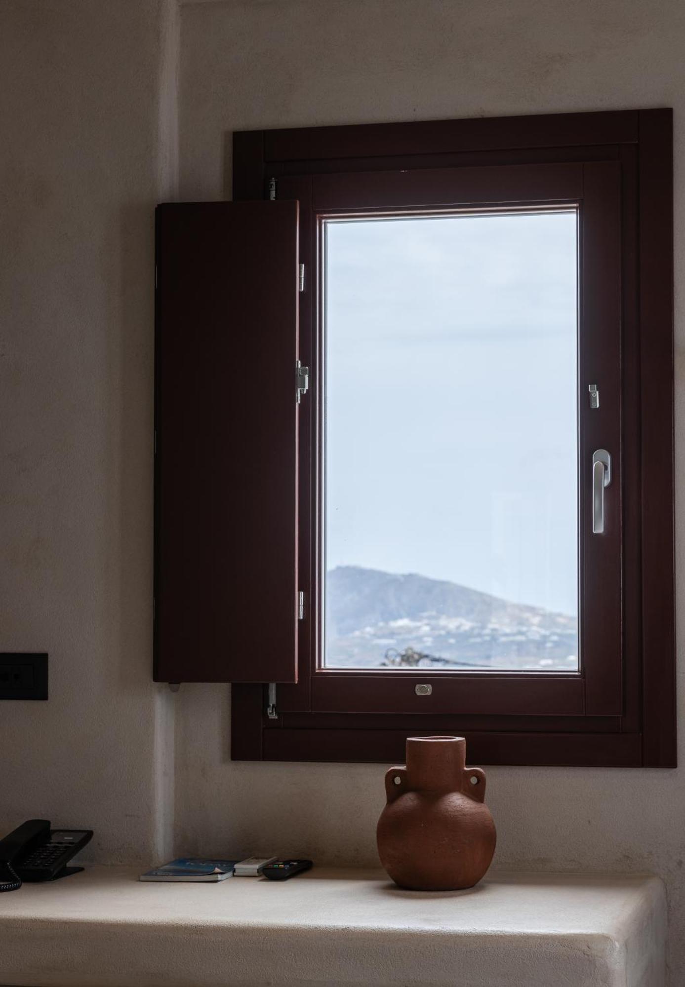 Meroviglia Boutique Hotel Imerovigli  Zimmer foto