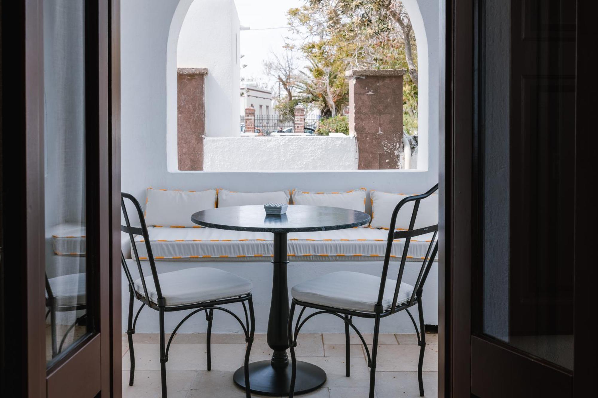 Meroviglia Boutique Hotel Imerovigli  Zimmer foto
